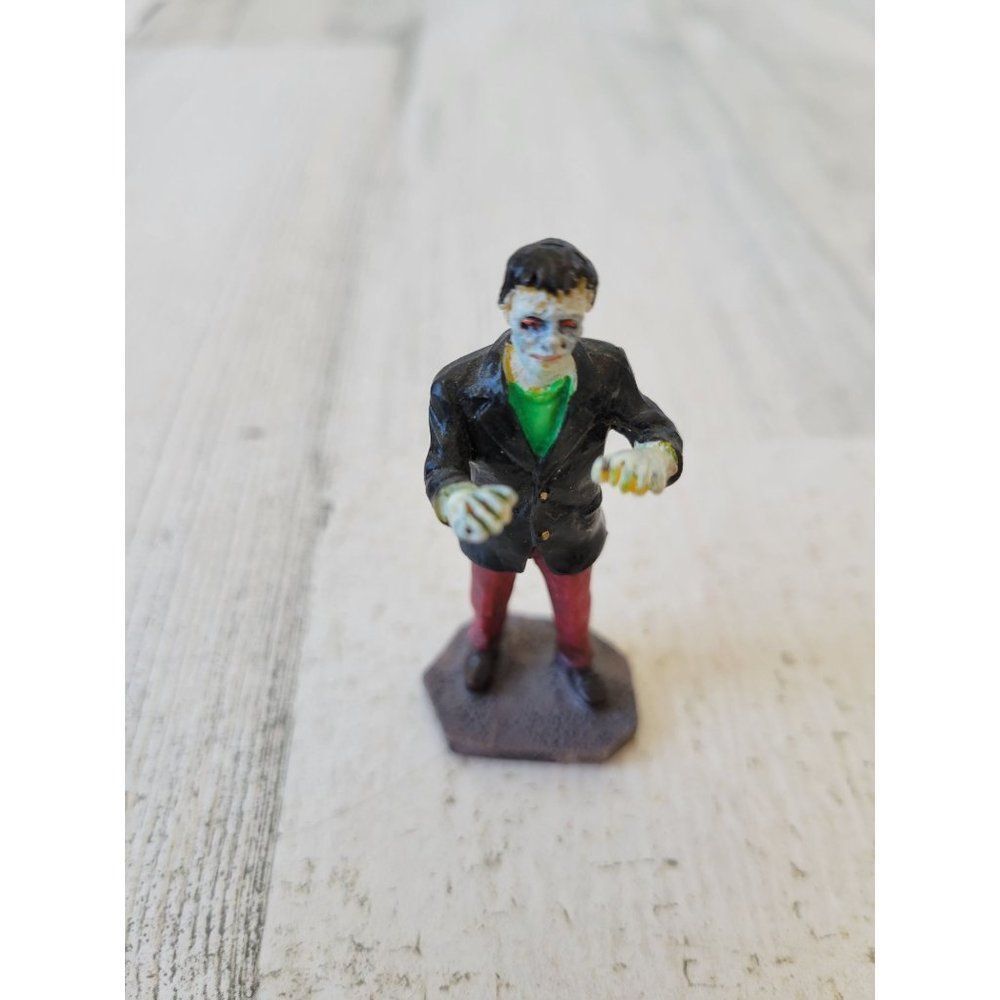Lemax Frankenstein people Halloween‎ accessory zombie